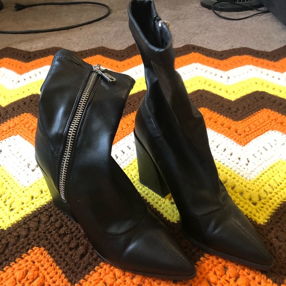 SOLD - Picture 3 of 4